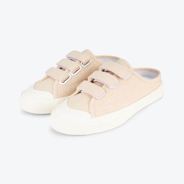  Mule Hazelnut Macaron 